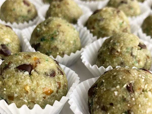 matcha mint chocolate energy bites